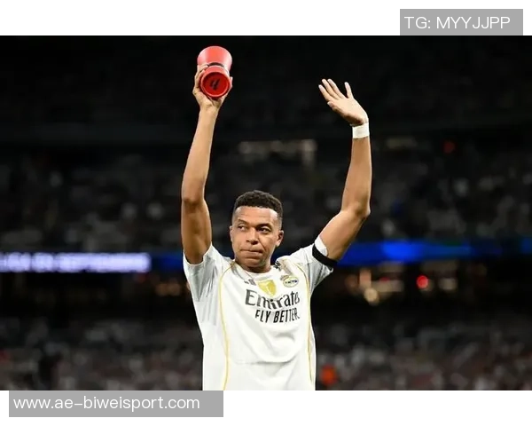 居莱尔助攻数据惊人九成投喂姆巴佩展现默契配合 居莱尔助攻数据惊人九成投喂姆巴佩展现默契配合