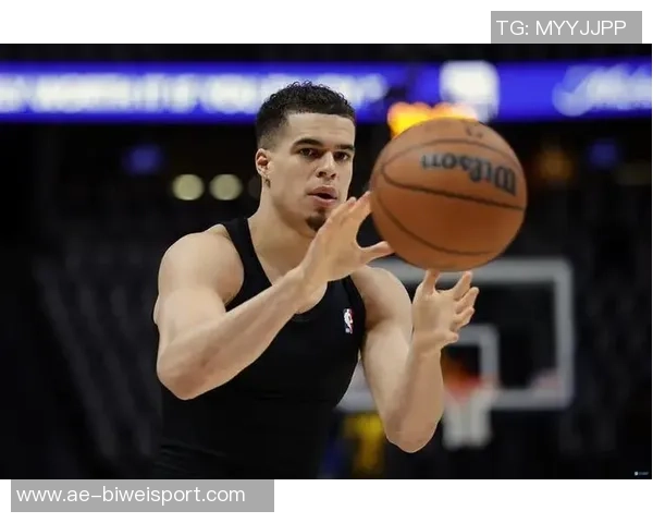 小迈克尔波特表现出色18投9中斩获25分6篮板4助攻三分球命中率高达44 小迈克尔波特表现出色18投9中斩获25分6篮板4助攻三分球命中率高达44