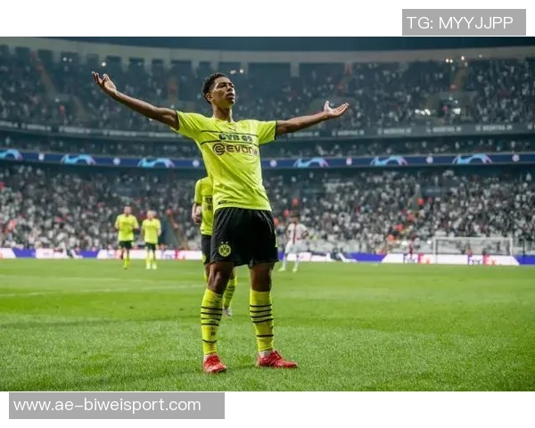 曼联密切关注小贝林厄姆动态有意明年一月租借他